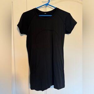Lululemon Swiftly Tech Short-Sleeve Shirt 2.0 *Hip Length